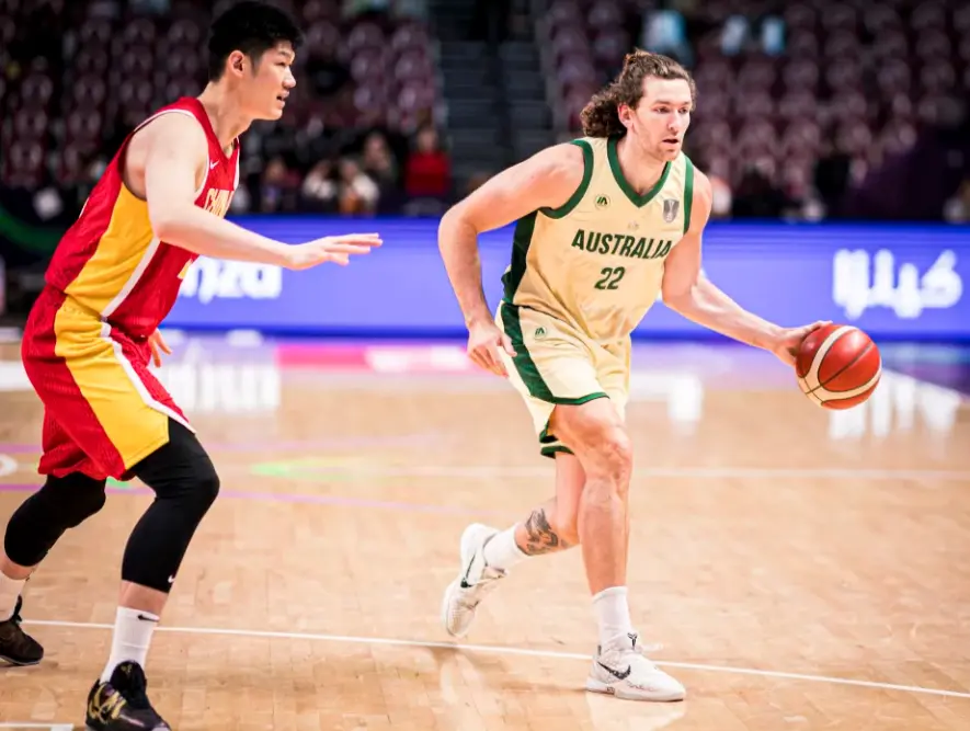 中拿到, 胡金秋