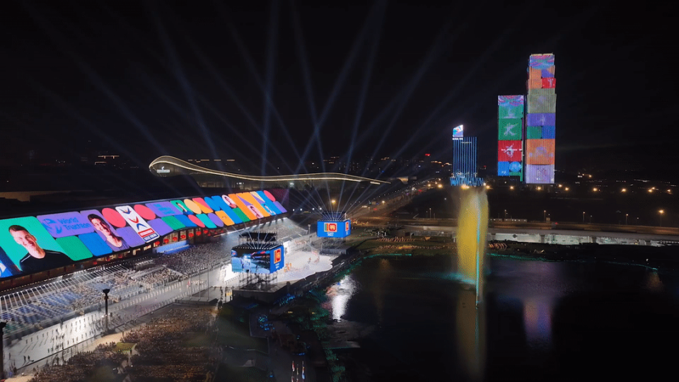 成都用它的, PnQFj, 被一场超燃