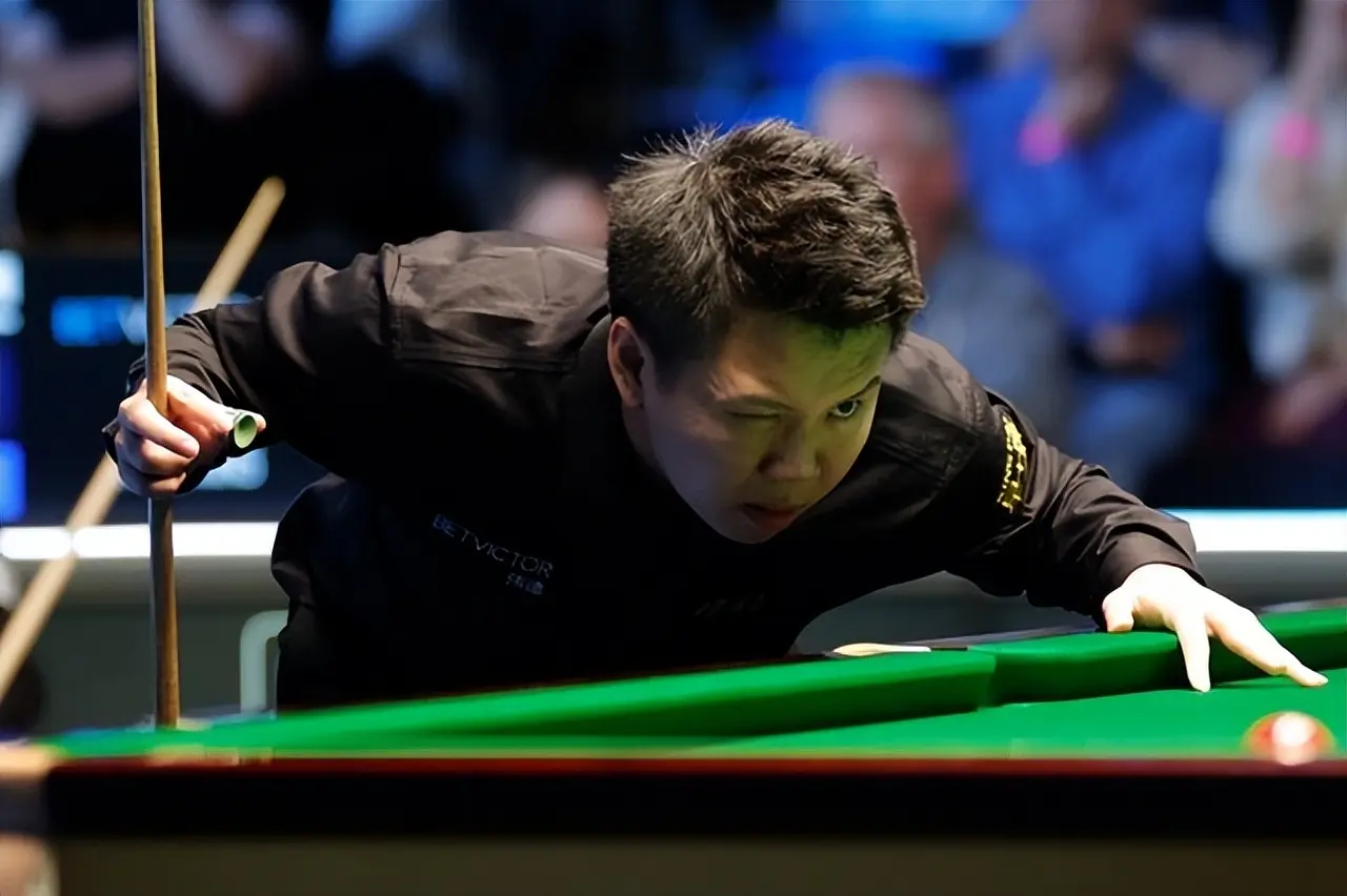 奠定了, 跃龙的争冠