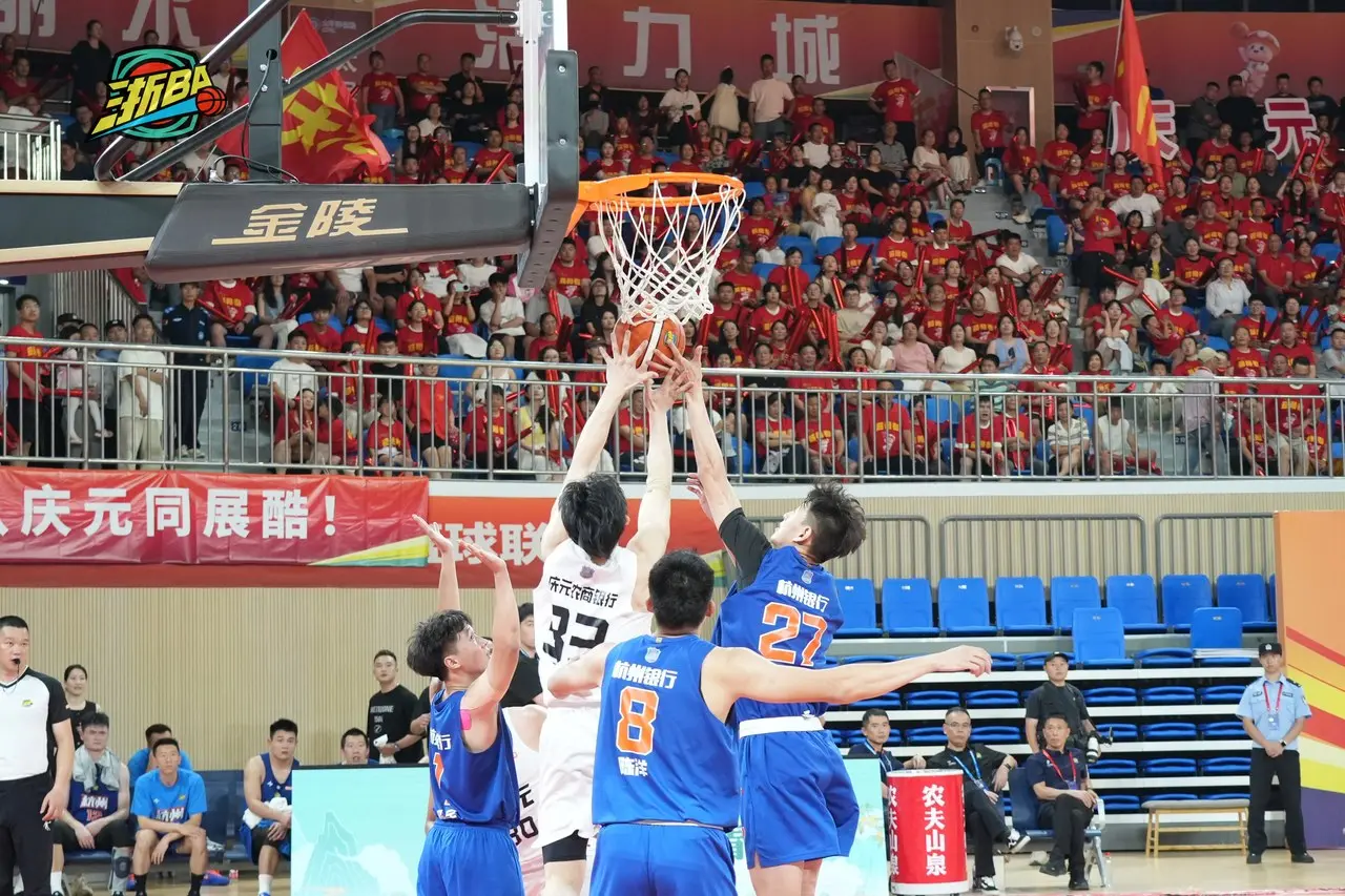 员和远征球, msn, yid